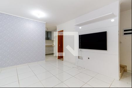 Sala de casa de condomínio à venda com 2 quartos, 64m² em Vila Constança, São Paulo