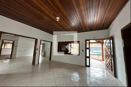 Sala de casa à venda com 4 quartos, 192m² em Santos Dumont, São Leopoldo