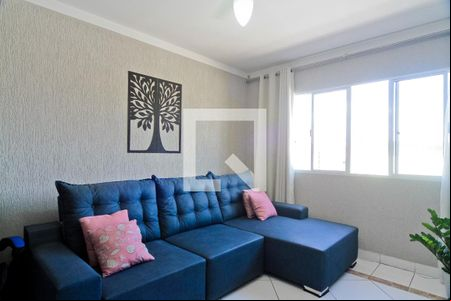 Sala de casa à venda com 2 quartos, 104m² em Vila Mangalot, São Paulo
