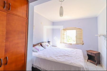 Quarto 1 de casa à venda com 2 quartos, 180m² em Vivenda, Jundiaí