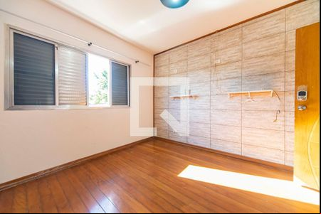 Quarto 1 de casa à venda com 2 quartos, 120m² em Condomínio Maracanã, Santo André