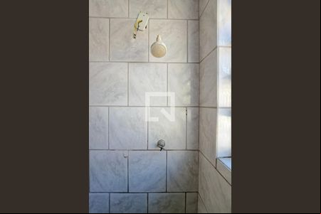 Banheiro Social de casa para alugar com 1 quarto, 50m² em Inhauma, Rio de Janeiro