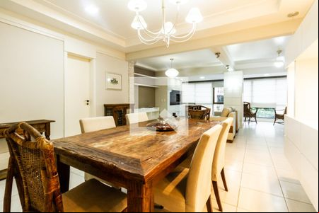 Apartamento para alugar com 4 quartos, 138m² em Tristeza, Porto Alegre
