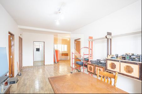 Sala de casa para alugar com 2 quartos, 240m² em Padroeira, Osasco
