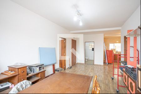 Sala de casa para alugar com 2 quartos, 240m² em Padroeira, Osasco