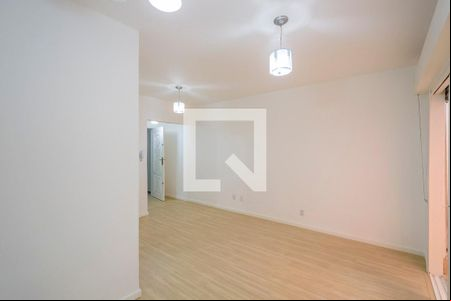 Sala de kitnet/studio à venda com 1 quarto, 37m² em Cidade Baixa, Porto Alegre