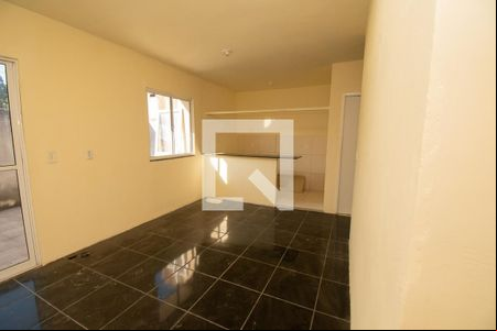 sala de casa de condomínio para alugar com 2 quartos, 50m² em Arroio da Manteiga, São Leopoldo