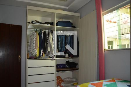 Quarto 1 de casa para alugar com 4 quartos, 240m² em Floresta, Belo Horizonte