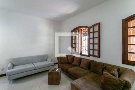 Sala de casa para alugar com 3 quartos, 360m² em Santa Branca, Belo Horizonte