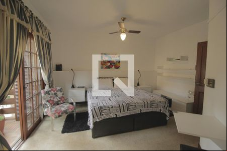 Suíte de casa à venda com 3 quartos, 292m² em Bela Vista, Porto Alegre