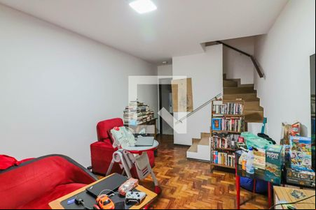 Sala de casa de condomínio para alugar com 2 quartos, 80m² em Jardim do Lago, São Paulo