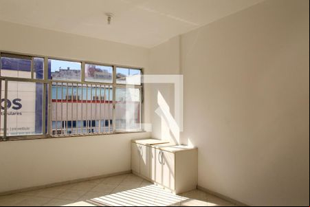 Sala/Quarto de kitnet/studio à venda com 1 quarto, 28m² em Méier, Rio de Janeiro