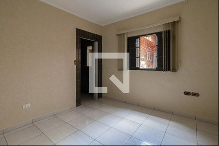 quarto2 de casa para alugar com 2 quartos, 120m² em Vila Liviero, São Paulo