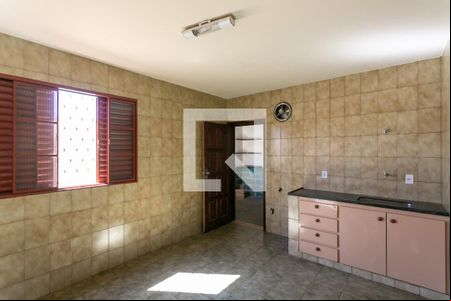 Cozinha de casa à venda com 4 quartos, 90m² em Lagoinha, Belo Horizonte