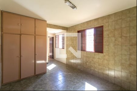 Cozinha de casa à venda com 4 quartos, 90m² em Lagoinha, Belo Horizonte