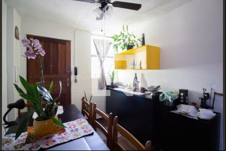 Sala de apartamento à venda com 2 quartos, 48m² em Itaquera, São Paulo