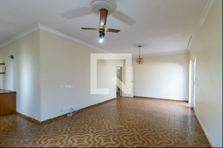 Sala de casa para alugar com 4 quartos, 180m² em Nova Campinas, Campinas