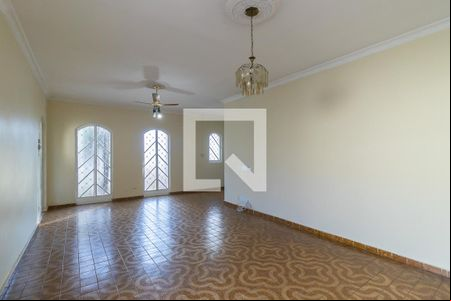 Sala de casa para alugar com 4 quartos, 180m² em Nova Campinas, Campinas