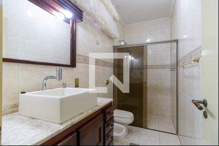 Banheiro da suíte 1 de casa para alugar com 4 quartos, 180m² em Nova Campinas, Campinas