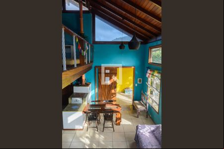 o Mezanino de casa para alugar com 2 quartos, 102m² em São João do Rio Vermelho, Florianópolis