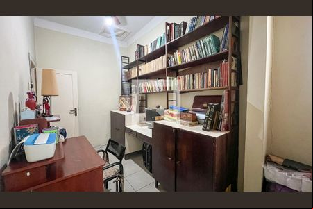 Quarto 1 de casa para alugar com 4 quartos, 190m² em Icaraí, Niterói