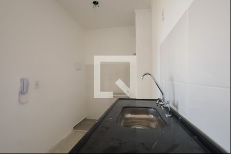 Cozinha de apartamento para alugar com 2 quartos, 37m² em Lapa, São Paulo