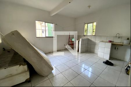 Quarto  de casa para alugar com 1 quarto, 60m² em Jardim Vinte E Cinco de Agosto, Duque de Caxias