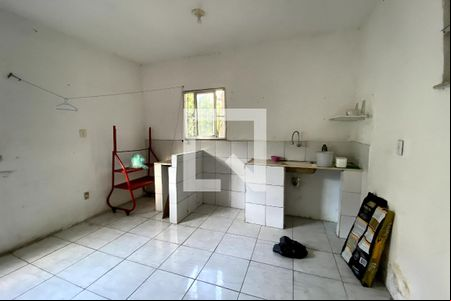 Quarto  de casa para alugar com 1 quarto, 60m² em Jardim Vinte E Cinco de Agosto, Duque de Caxias