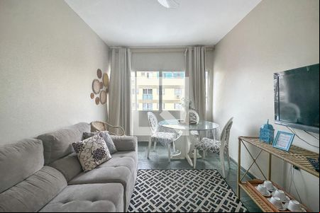 Sala de apartamento para alugar com 2 quartos, 108m² em Jardim Ana Maria, Guarujá