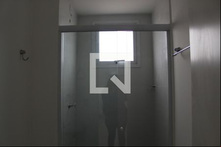 Banheiro de apartamento para alugar com 1 quarto, 30m² em Vila Guilhermina, São Paulo