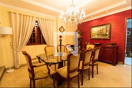 Sala  de casa para alugar com 4 quartos, 670m² em Taquara, Rio de Janeiro