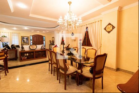 Sala  de casa para alugar com 4 quartos, 670m² em Taquara, Rio de Janeiro