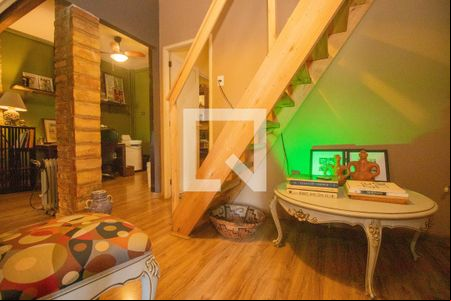 Sala Íntima de casa à venda com 5 quartos, 234m² em Floresta, Porto Alegre