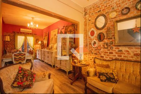 Sala de Estar de casa à venda com 5 quartos, 234m² em Floresta, Porto Alegre