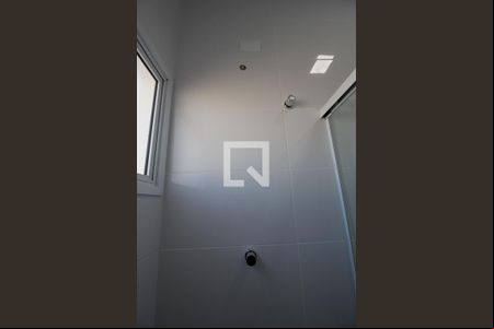 Banheiro da Suíte 1 de casa de condomínio para alugar com 2 quartos, 92m² em Jardim Simus, Sorocaba
