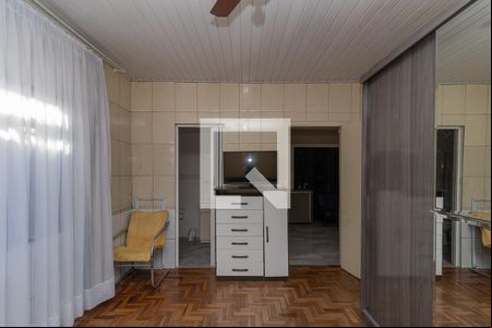 Quarto de casa para alugar com 1 quarto, 48m² em São José, Canoas