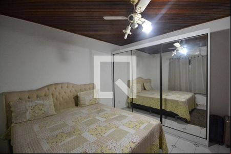 Quarto 1 de casa para alugar com 3 quartos, 200m² em Centro, Nilópolis