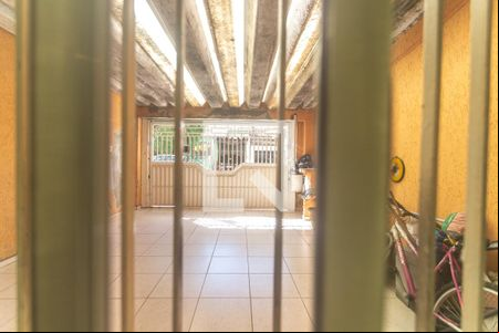 Vista sala de estar de casa para alugar com 3 quartos, 350m² em Paulicéia, São Bernardo do Campo