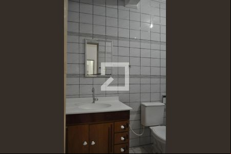 Banheiro da Suíte de casa para alugar com 2 quartos, 55m² em Vila Constança, São Paulo