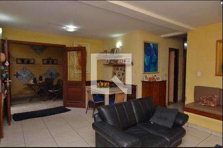 Sala de casa de condomínio à venda com 3 quartos, 98m² em Vargem Pequena, Rio de Janeiro