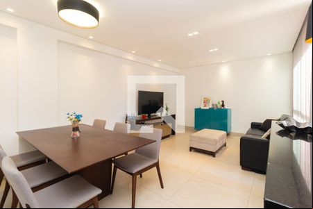 Sala de apartamento para alugar com 2 quartos, 70m² em Santo Antônio, Belo Horizonte