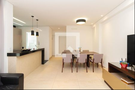 Sala de apartamento para alugar com 2 quartos, 70m² em Santo Antônio, Belo Horizonte