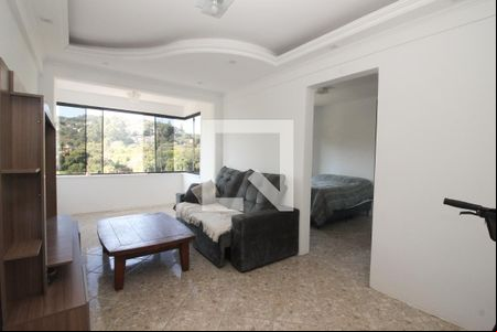 Sala de apartamento para alugar com 1 quarto, 57m² em Partenon, Porto Alegre