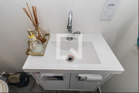 Lavabo de casa à venda com 2 quartos, 90m² em Jardim Itu, Porto Alegre