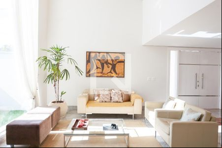 sala de visita de casa de condomínio à venda com 4 quartos, 520m² em Alphaville Nova Lima, Nova Lima