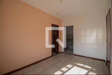 Sala  de casa para alugar com 1 quarto, 42m² em Taquara, Rio de Janeiro