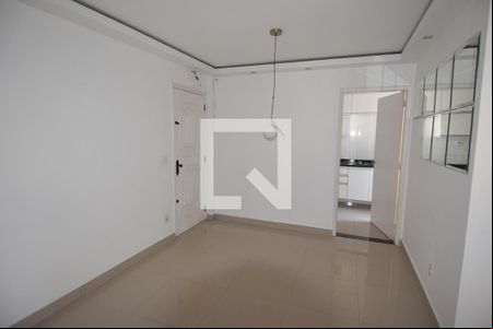 Sala de casa para alugar com 2 quartos, 60m² em Parque Santa Lúcia, Duque de Caxias