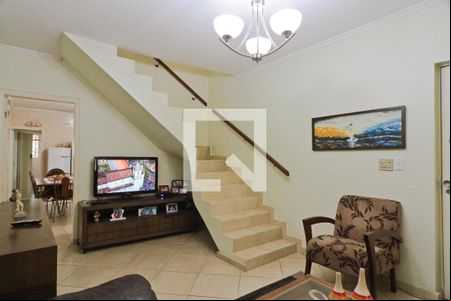 Sala de casa à venda com 5 quartos, 240m² em Santa Teresinha, São Paulo