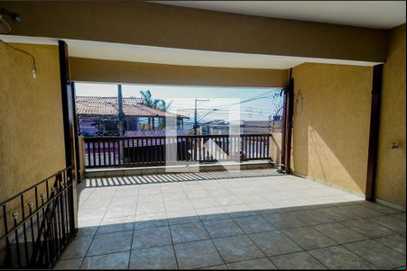 Vista da Sala de casa para alugar com 3 quartos, 180m² em Jardim Santa Emilia, Guarulhos