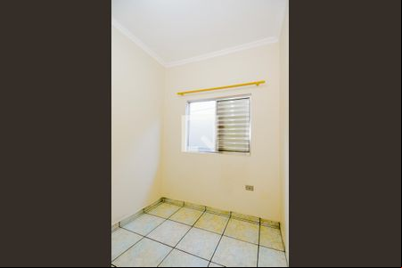 Quarto 1 de casa para alugar com 3 quartos, 180m² em Jardim Santa Emilia, Guarulhos